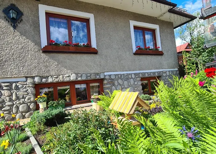 U Anny Ζακοπάνε