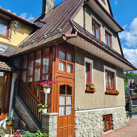 U Anny לינה וארוחת בוקר 3*