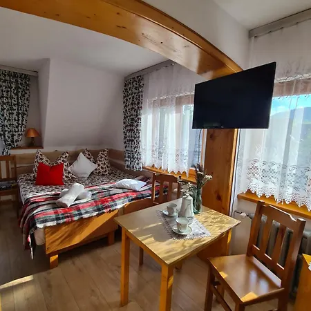 U Anny 3* זקופאנה