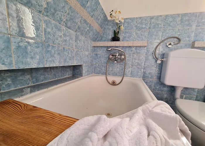 U Anny زاكوباني